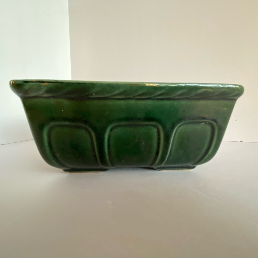 Vintage Hull Pottery Green Drip Glaze Planter Flower Pot Jardiniere